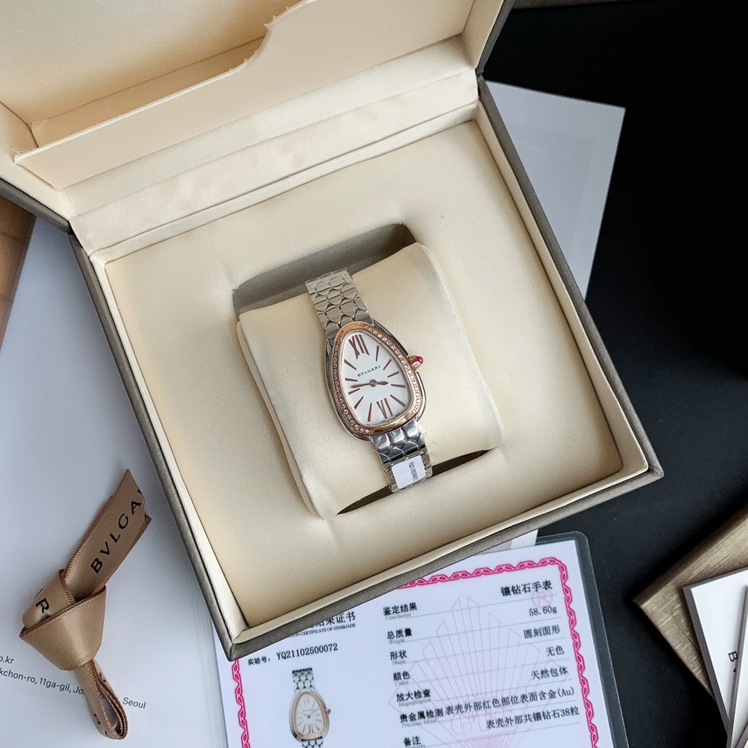 Bulgari 불가리.제품 가격은 협의 가능합니다. 구매를 원하시면 WhatsApp +44 7985 939995로 문의해 주세요.