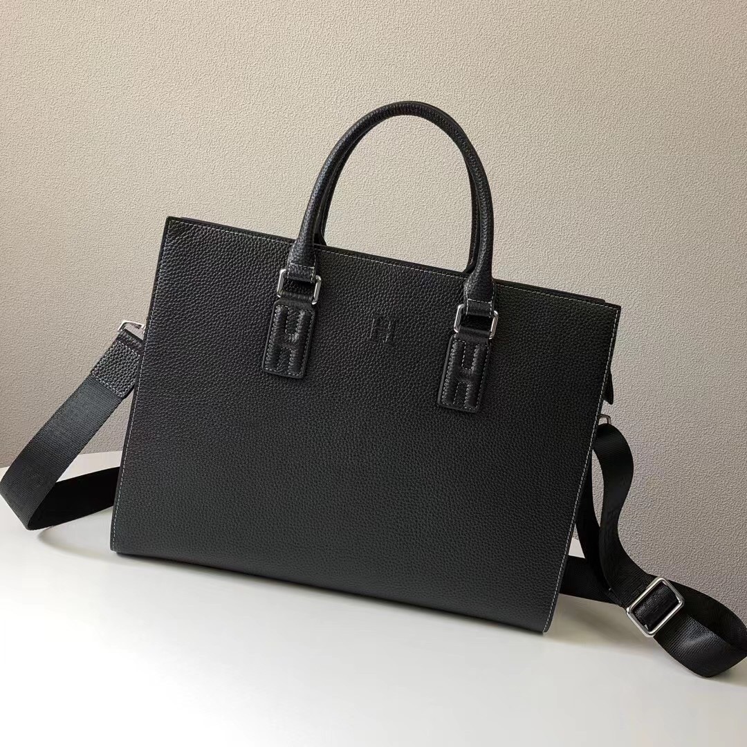 제품 가격은 협의 가능합니다. 구매를 원하시면 WhatsApp +44 7985 939995로 문의해 주세요.