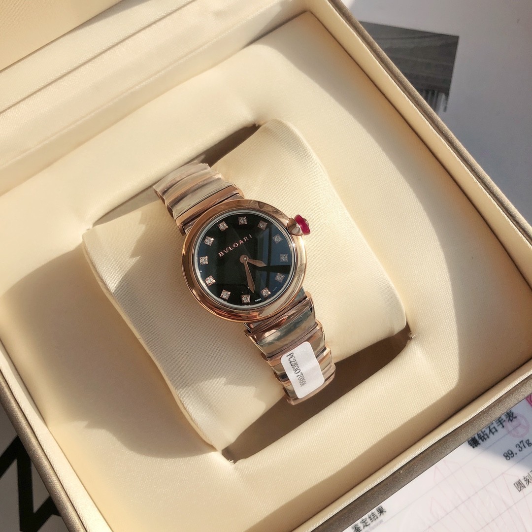 Bulgari 불가리.제품 가격은 협의 가능합니다. 구매를 원하시면 WhatsApp +44 7985 939995로 문의해 주세요.